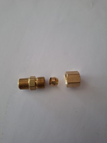 1/8" MPT x 1/4" Brass Bulk Head