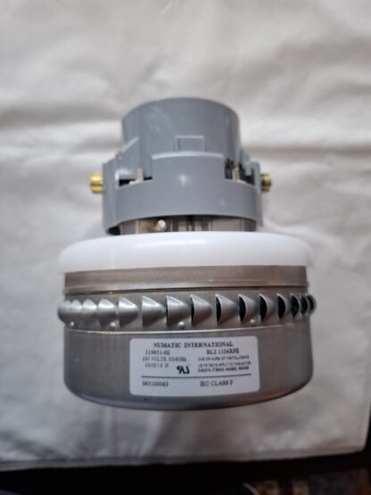 Numatic 230V 5.7" 50/60Hz per motor